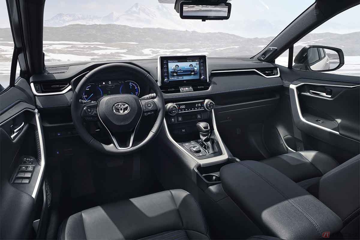 トヨタ「RAV4」5代目モデルの内装