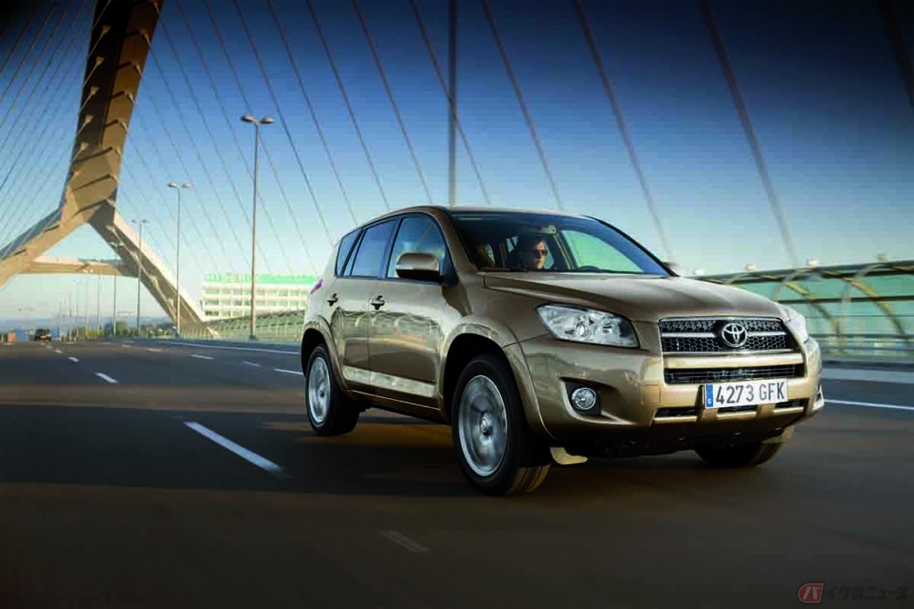 トヨタ「RAV4」が30周年を達成！ 世界中で1400万台以上を販売 | バイク