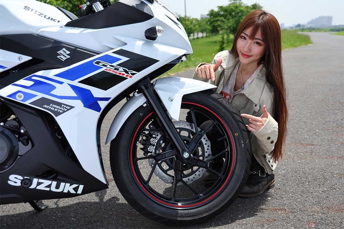 純正タイヤのサイズや銘柄は、車種やグレードによって細かく決められている