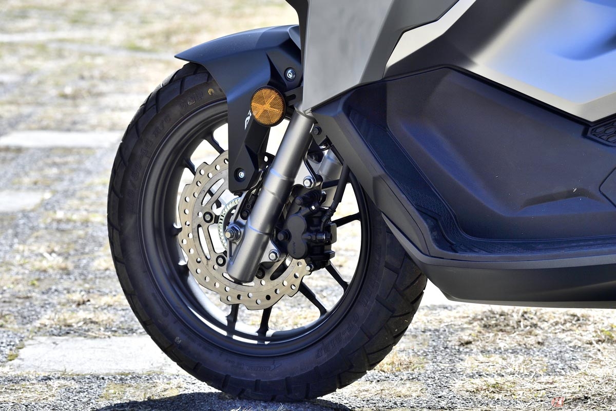 バイクとのマッチングという点では、純正タイヤがベスト