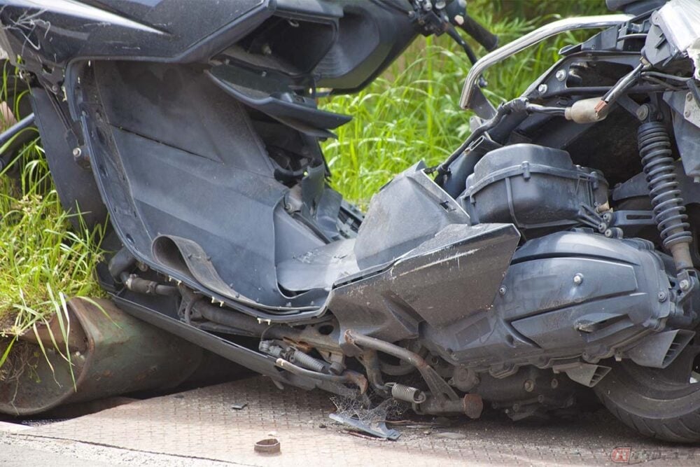 歩行者とバイクやクルマが関わる事故において、バイクやクルマ側の乗員のみが怪我をするケースもあり得る