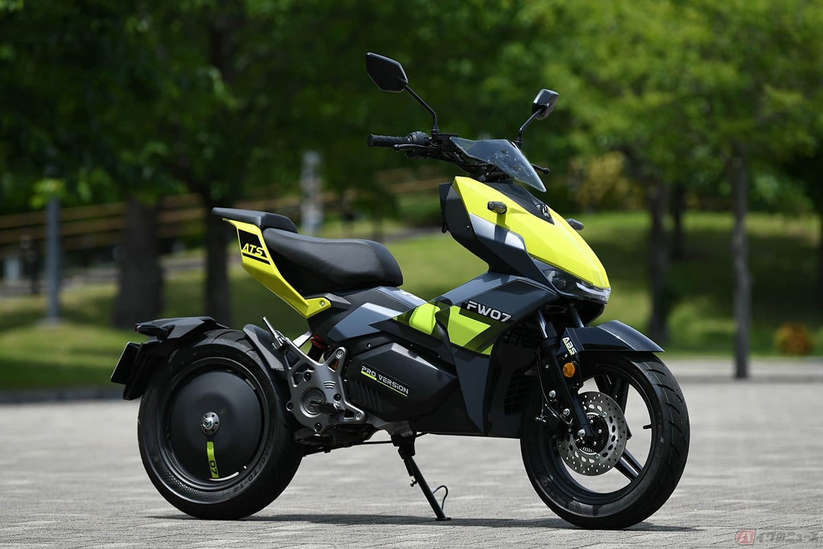 FELO「FW07」(96万8000円/消費税10%込)