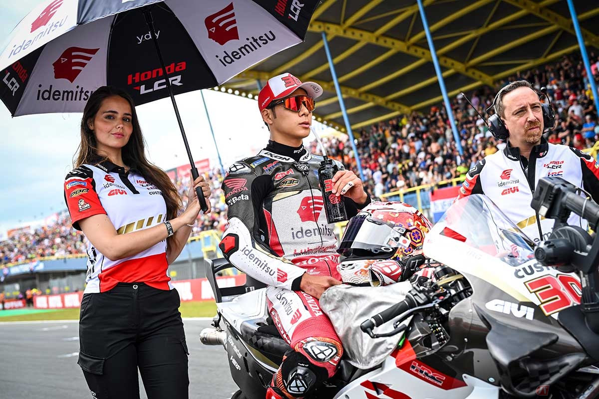 スプリントレースでは23番手、決勝レースは欠場したライダーがいたため、21番手からのスタートとなった