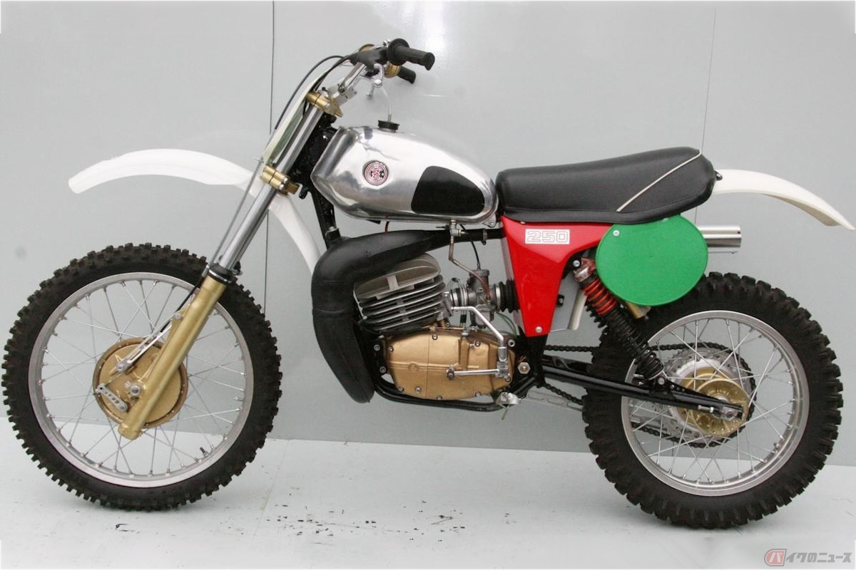 ビンテージモトクロス「CZ 250」