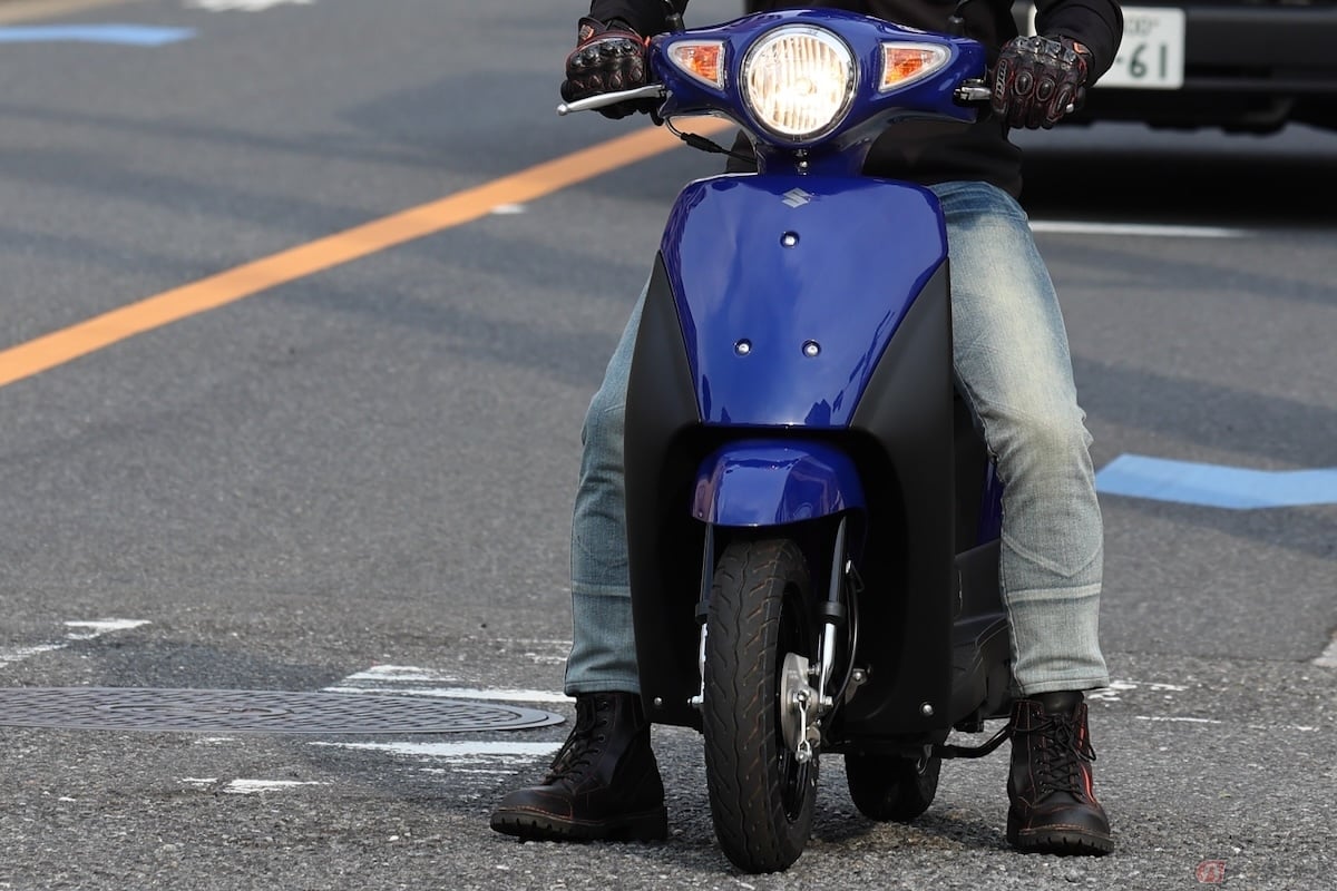 2車線以下であっても、二段階右折の標識がある交差点では二段階右折をする必要がある