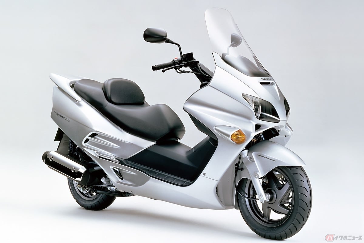 ホンダの大型スクーター「フォルツァ」
