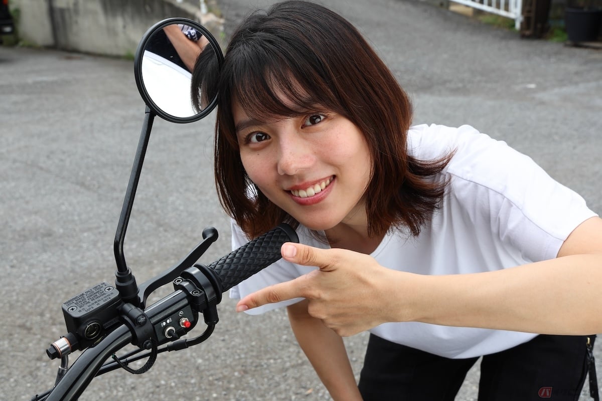 なんとまぁ小さくて可愛いスイッチは、押した時の感触が独特