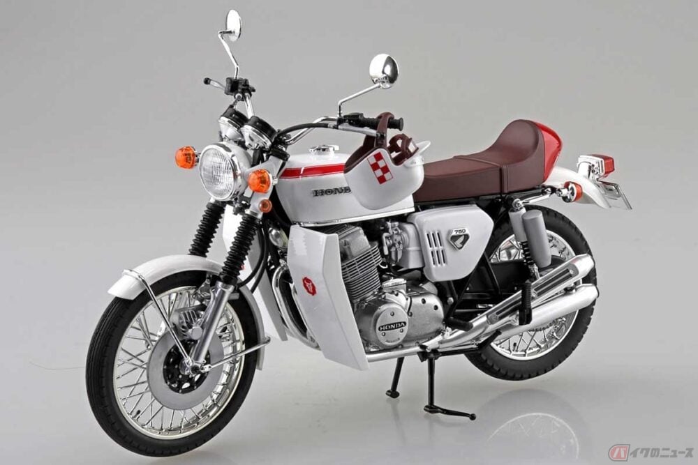 アオシマ新製品「ザ☆バイク No.SP 1／12 ワイルド7 飛葉ちゃんのCB750FOUR」本田技研工業（株）監修中　※画像は試作品です。実際の商品とは異なる場合があります
