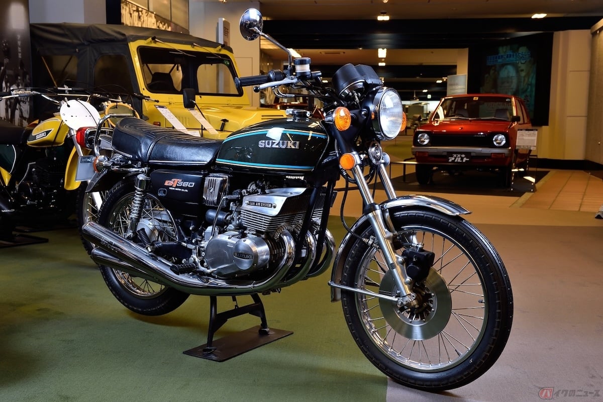 スズキが1972年に発売した「GT380」