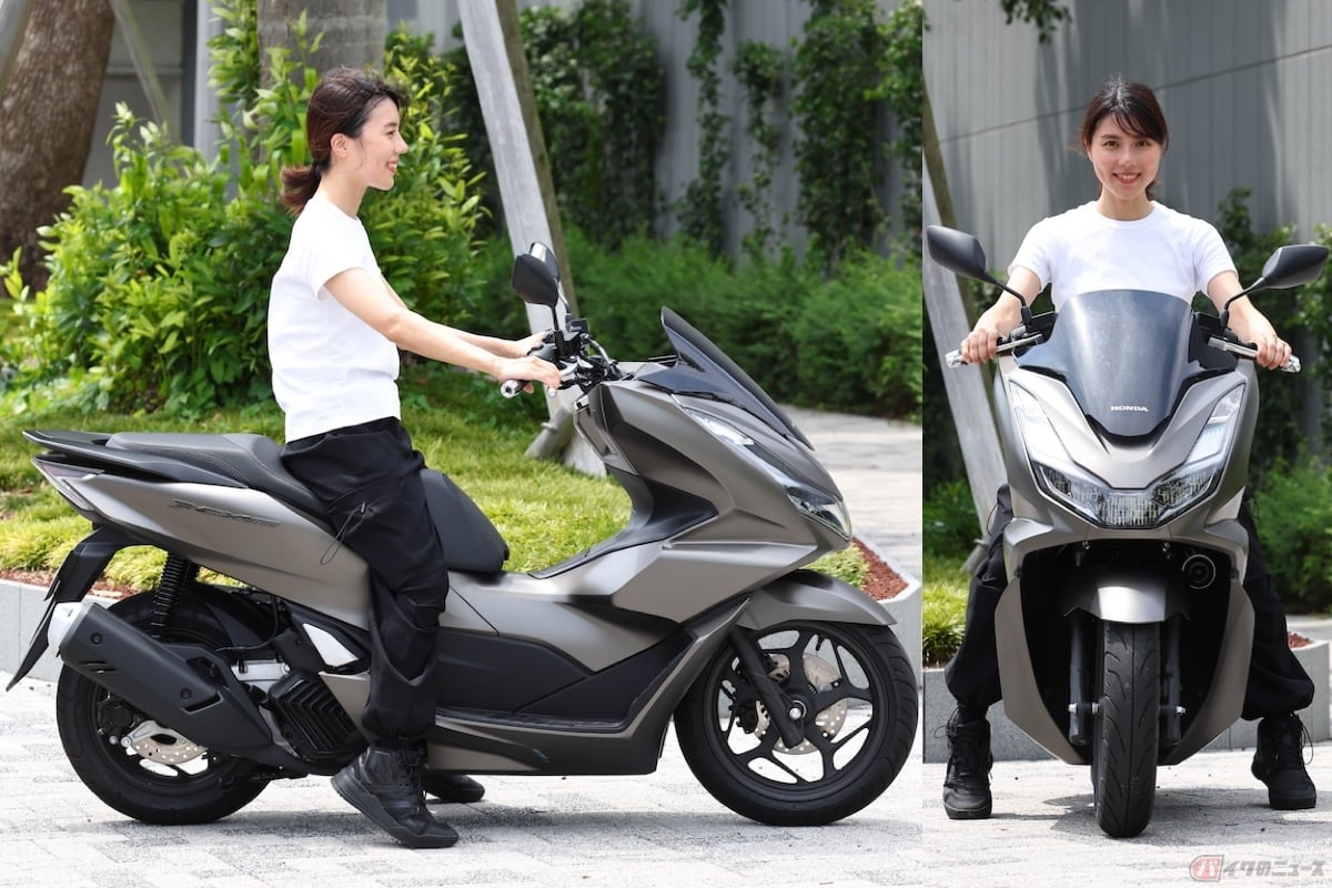 『PCX160』のシート高は764mm、身長160cmの私が跨るとシート幅も広めなので両足の踵は浮く感じ