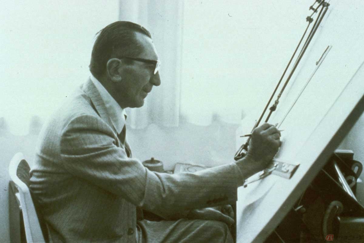 1954年にドゥカティが名門モンディアルから迎えたファビオ・タリオーニ技師