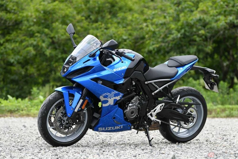 スズキ「GSX-8R」