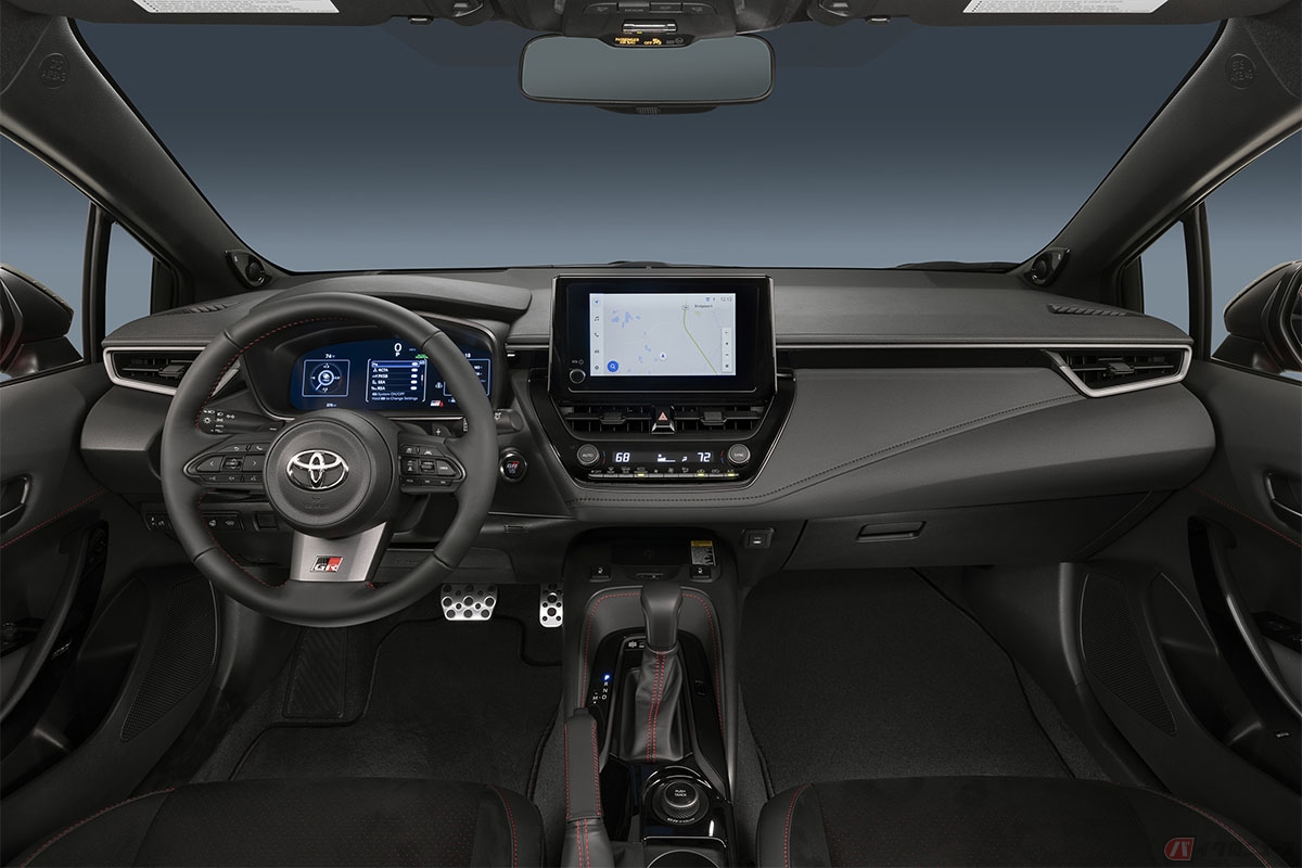 TOYOTA GAZOO Racingが北米で公開した「GRカローラ」の新型モデルの内装