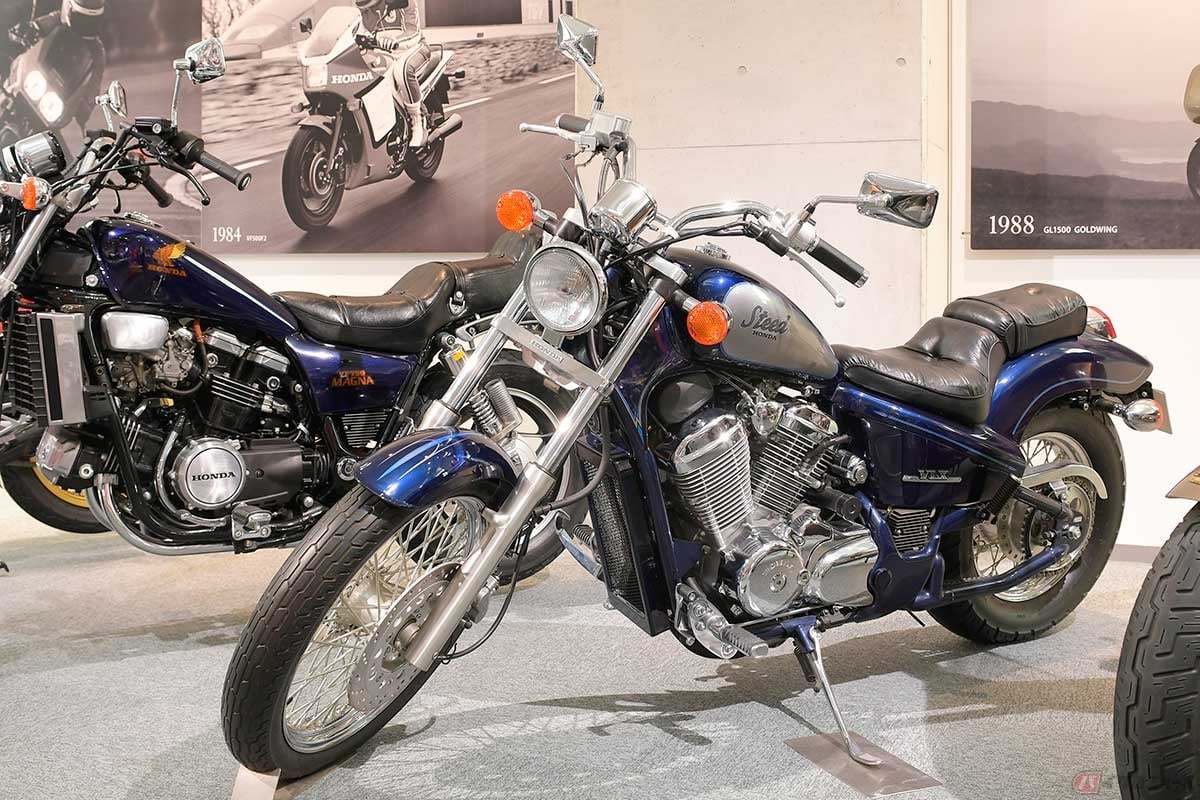 1988年に発売されたホンダ「STEED 400」はアメリカンスタイルのクルーザーモデル。排気量違いで600(583cc)も同時にリリースされた