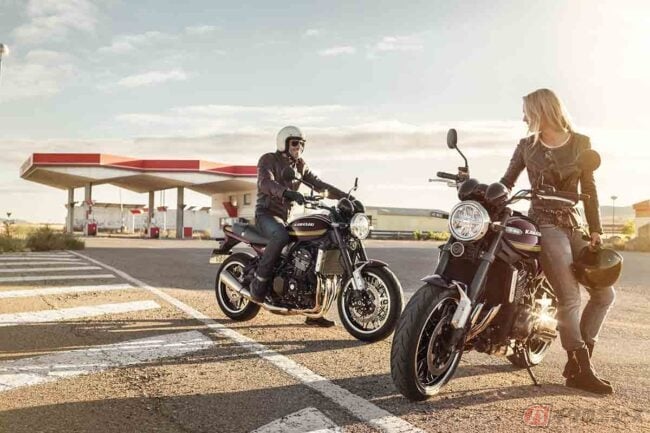 新品！Kawasaki/Z900RS/ビキニカウル/2025年/茶玉 新品！Kawasaki/Z900RS/ビキニカウル/2025年/茶玉 - メルカリ