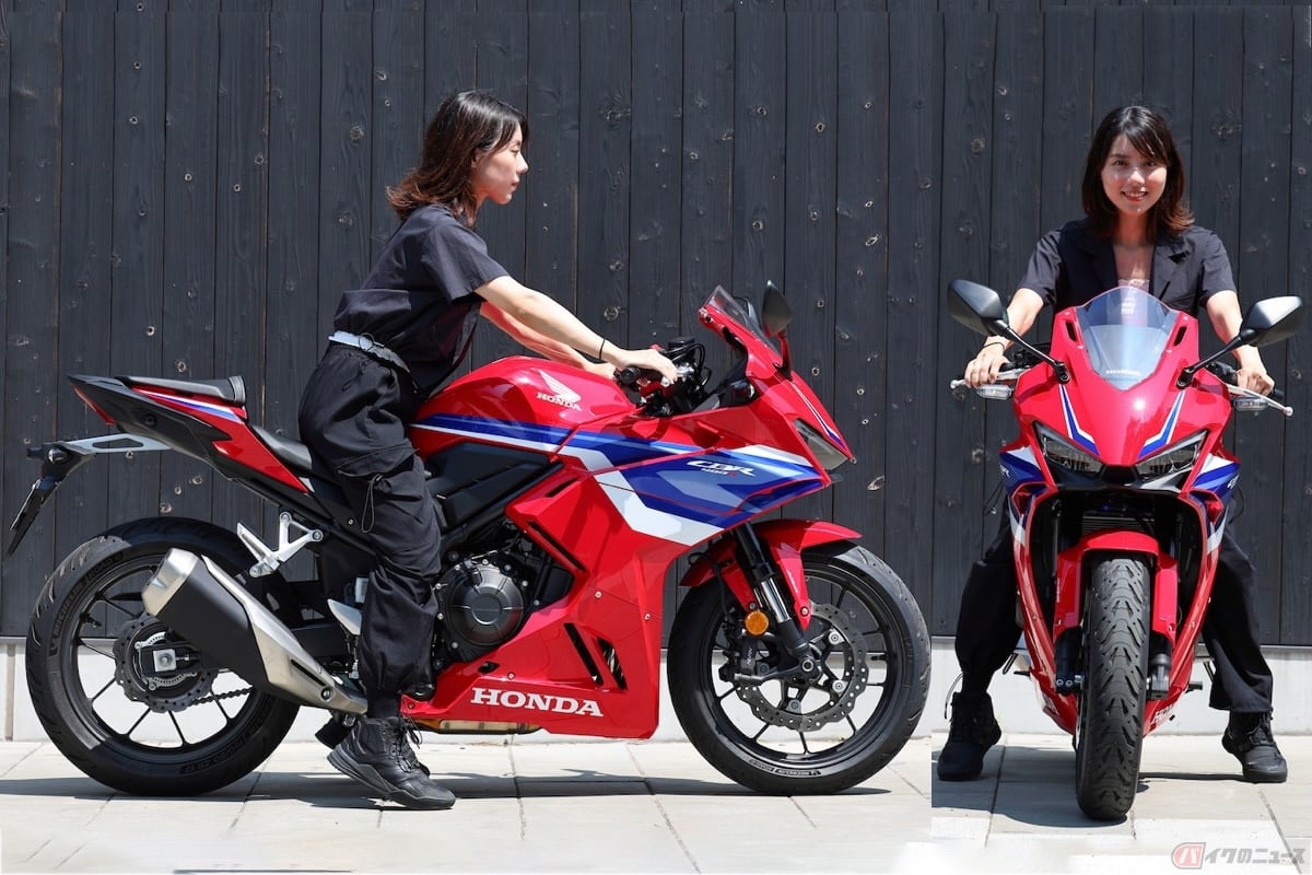 シート高は785mm、身長160cmの私が跨ると両足はつま先立ちで踵が浮く