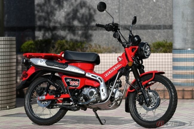 ディーラーに聞いてみた！ 初めてバイクに乗る人にオススメの原付二種