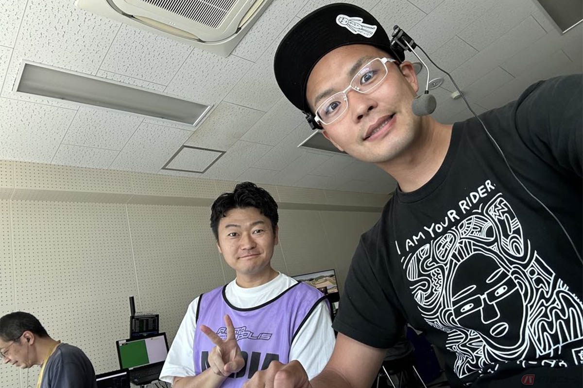 全日本ロードレース選手権のオートポリスラウンド実況を担当した中尾アナと濱原颯道選手