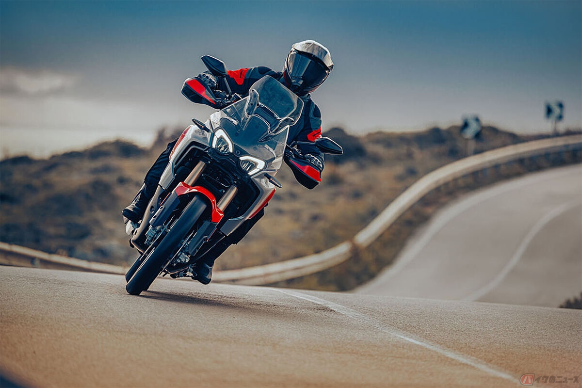 MVアグスタの新型アドベンチャーモデル「ENDURO VELOCE」