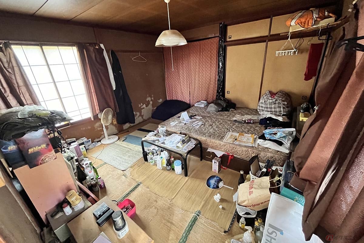 寝室として使うのにちょうどいい広さの和室もあります