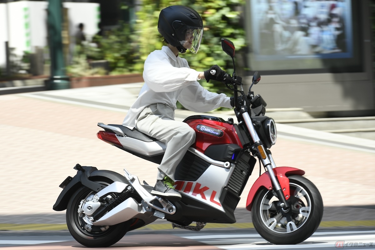 エンジンバイクでは聞こえなかった全ての音を電動バイクではBGMとして走れる