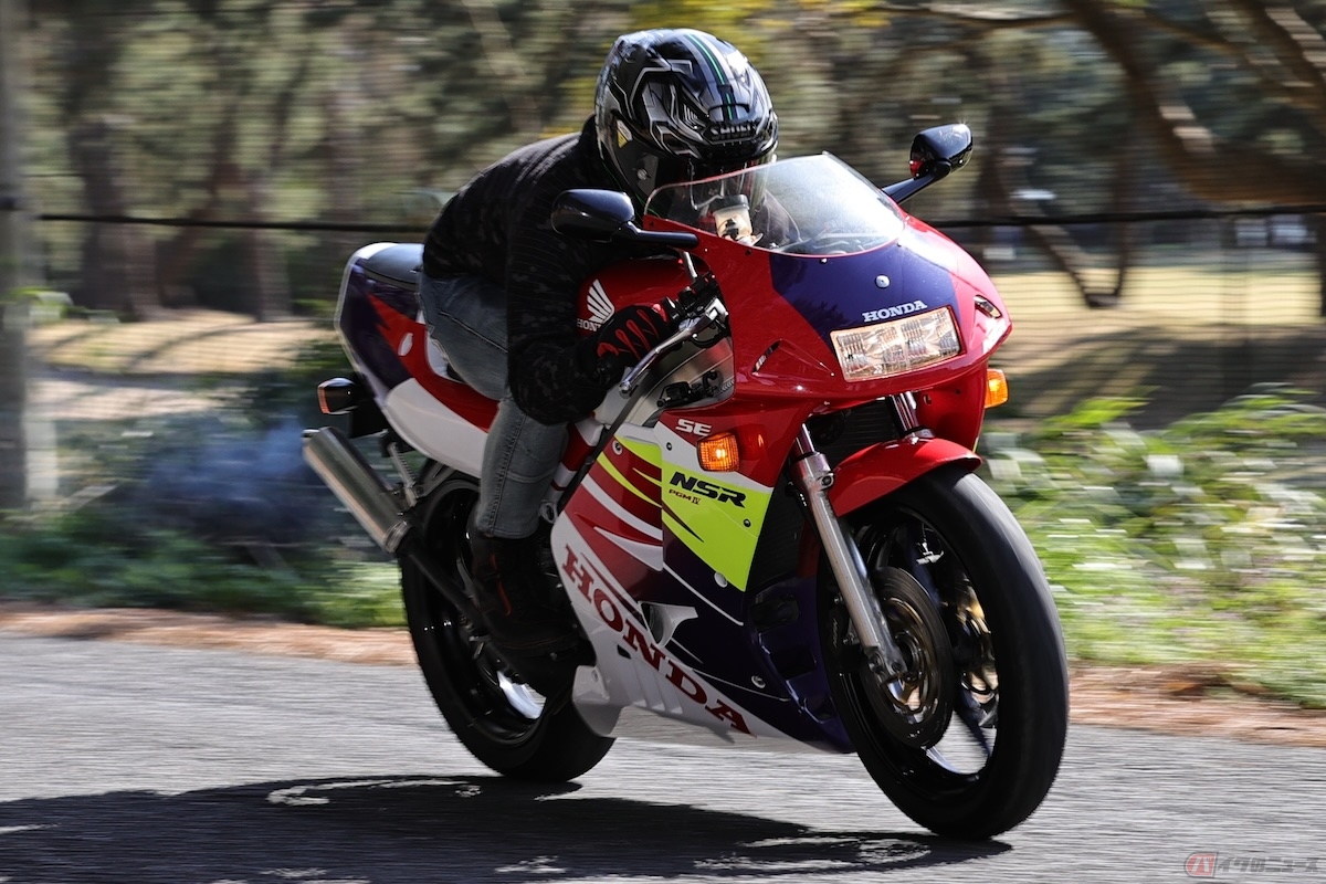 最初にバイクの排気ガス規制が始まったのは1998年