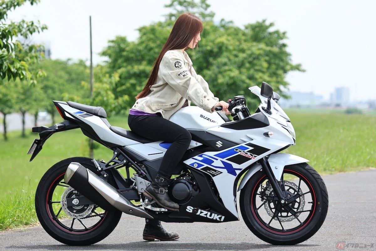 スズキのロードスポーツモデル「GSX250R」