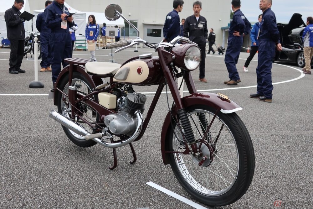 ヤマハが初めて販売したバイク「YA-1」