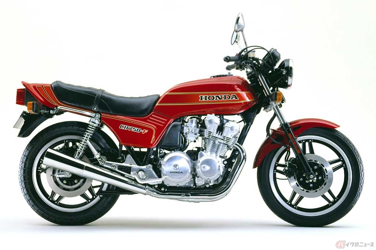 フロントフェンダーにもフィンを装備するホンダ「CB750F」(1981年のFB型)