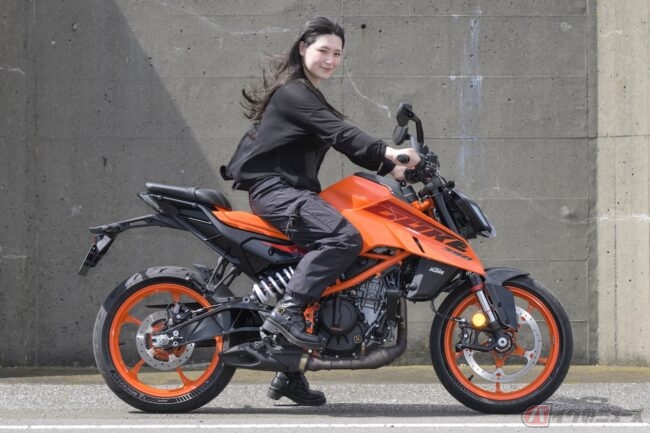 ネイキッドの王様って感じの雰囲気がたまらない！ KTM『390 DUKE』に