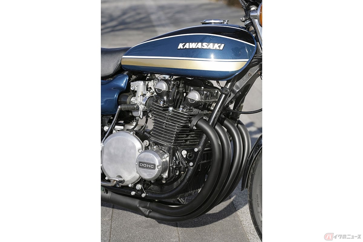 外装ペイントは750RS/Z2-A後期モデルの青玉虫カラーに仕上げたことで、一見ではそれなりのコンディションに見えますが、フレーム骨格やエンジンが美しくないと、せっかく美しい外装の仕上がりが栄えないのも事実だと思います