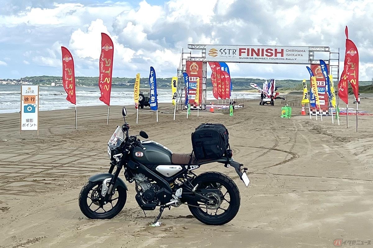 SSTR(サンライズ・サンセット・ツーリング・ラリー)に参戦した筆者(黒田悟志)の愛車、ヤマハ「XSR155」