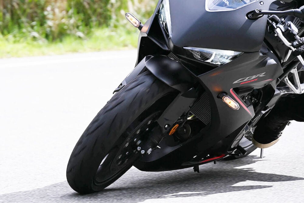 ブリヂストンBATTLAX HYPER SPORT S23R Bridgestone Battlax Hypersport S23 Rear Tires - Sportbike