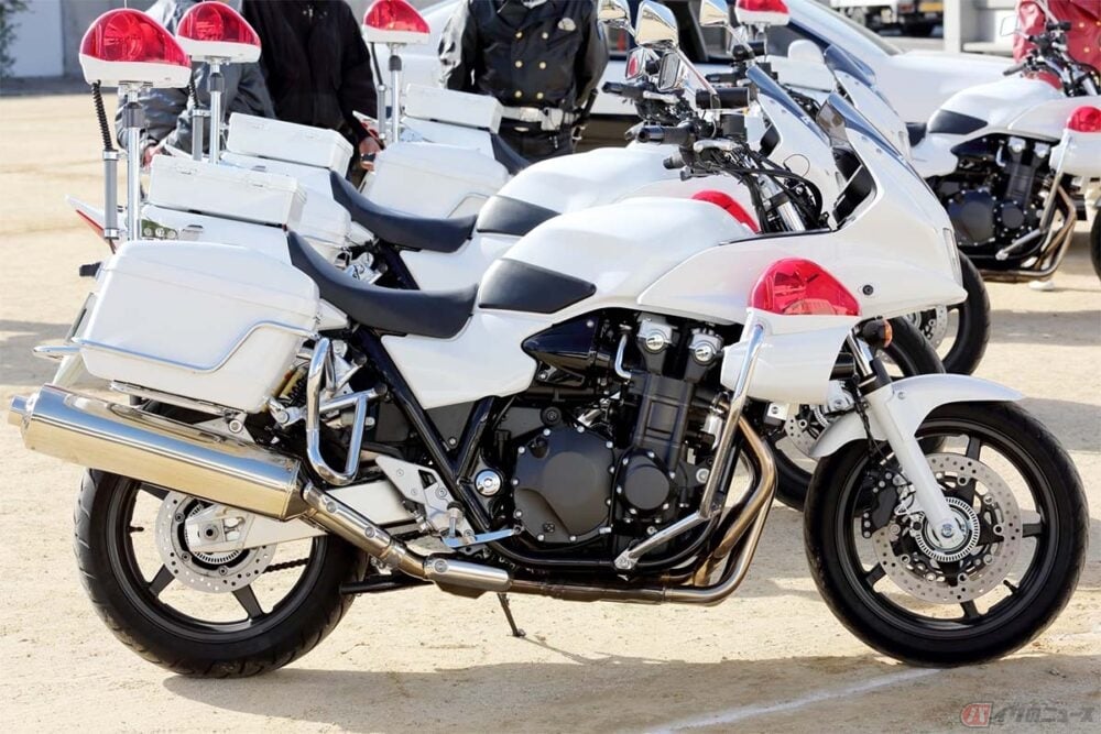 どんな大会か知ってる？ 警察官が技術を競う「全国白バイ安全運転競技