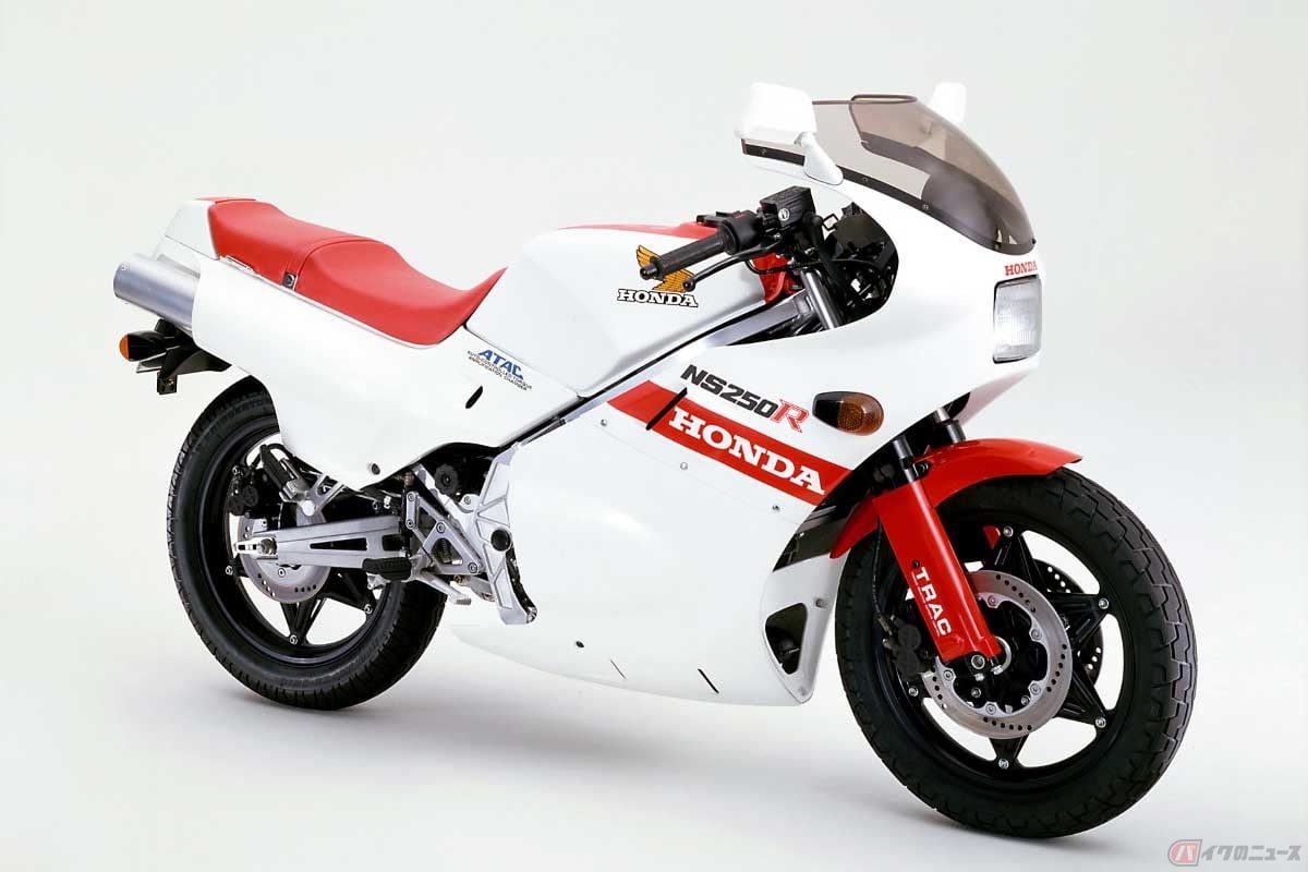 「NSコムスター」を装備するレーサーレプリカ「NS250R」(1984年)