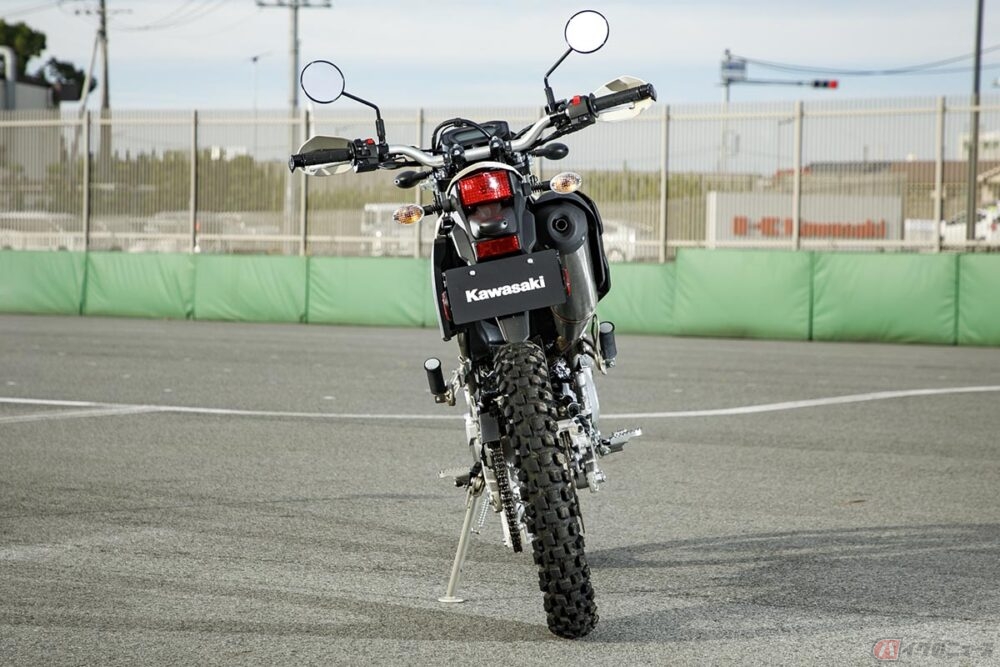 待望の復活カワサキ「シェルパ」 新型モデル「KLX230 SHERPA」発売延期