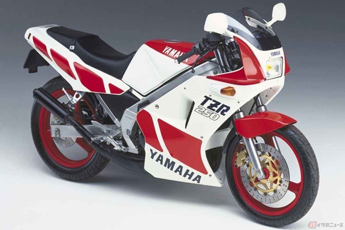1985年発売のヤマハ「TZR250」は、ワークスマシン「YZR500」(1985年型のOW81)と同径のφ320mmのフローティングディスクローターを装備した