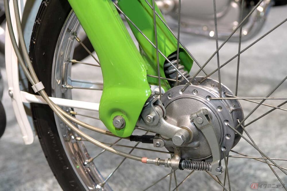 ホンダ「ノビオPM50」で出かければ、そこはヨーロッパの街角。ペダル