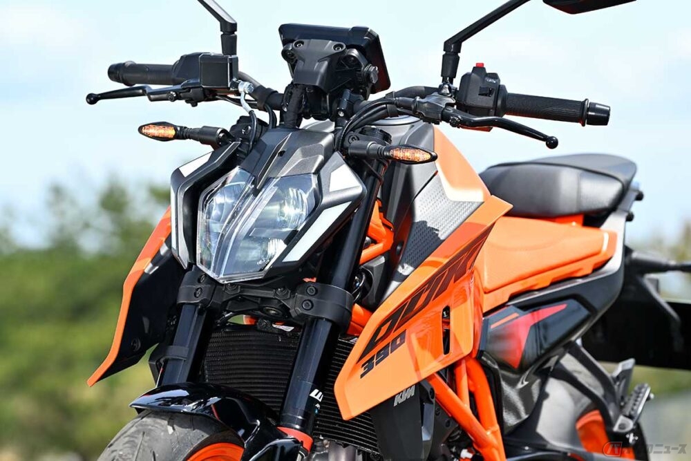 アグレッシブさマシマシ!! でも乗り味はフレンドリー KTM「390デューク