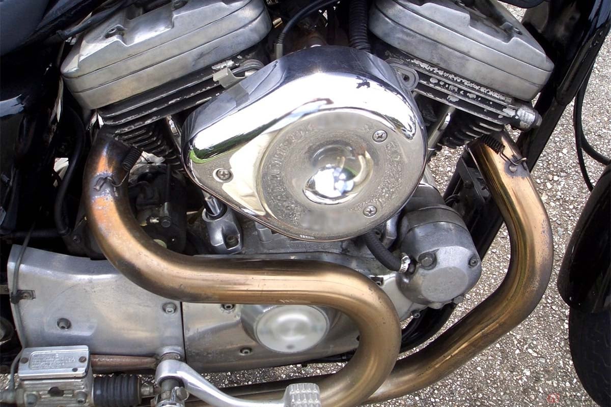 バイクのボアアップは、シリンダーの直径(ボア系)を広げて排気量をアップさせるカスタム