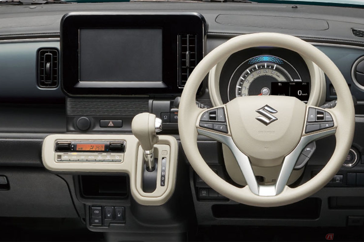 スズキ新型「ワゴンR スマイル」HYBRID Xの内装/モスブルー&シルバー