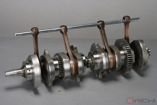 カワサキ「Z2」いよいよエンジン組み立て開始!! しかしその前にやる