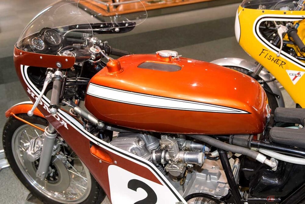 ホンダ「CB」の名を世界に轟かせた脅威の4気筒マシンと、スーパー 