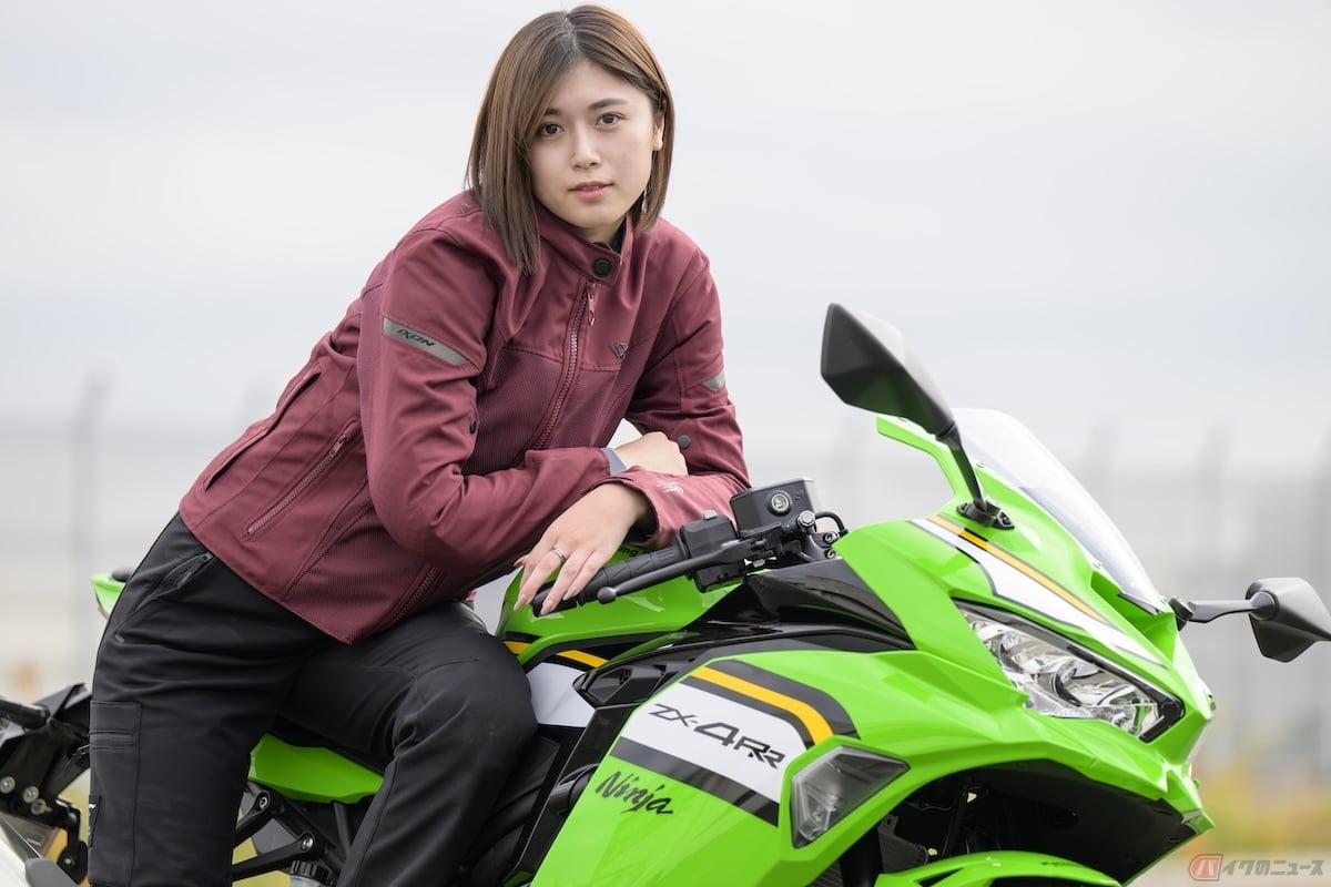 人生初の4気筒エンジンのバイク「Ninja ZX-4RR KRT EDITION」に試乗します