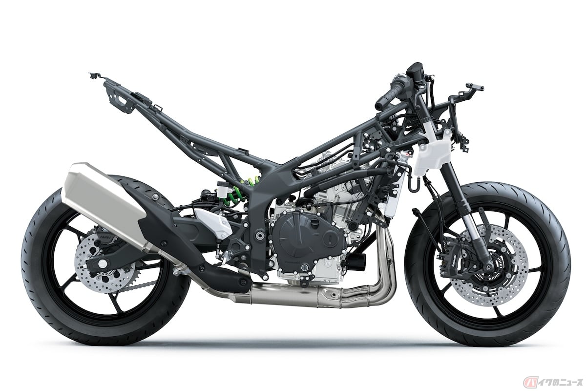 高張力鋼トレリスフレームのエンジンマウント部に若干の補強を加えただけで、車体の基本設計を共通化できるのは、ZX-25Rを開発した時点から400cc化を視野に入れていた