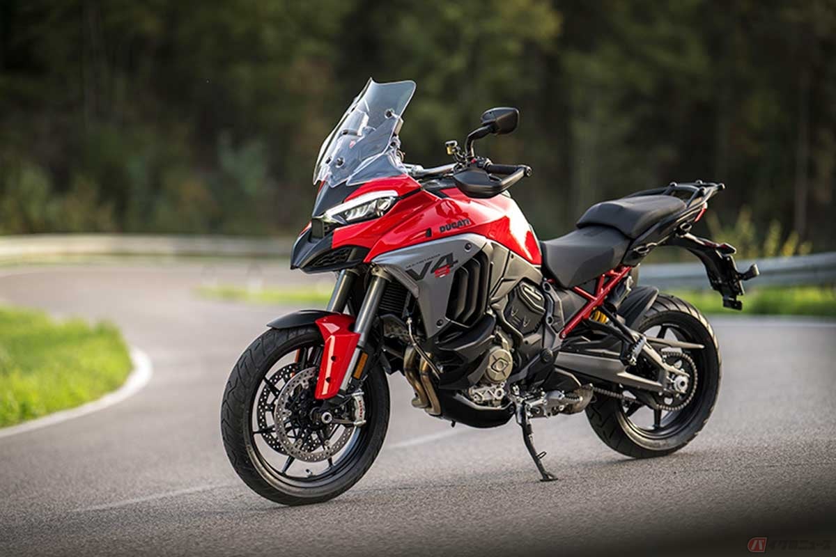 ドゥカティ新型「Multistrada V4 S」(2025年モデル)オプションの軽量アルミ鍛造ホイールとスコーピオントレイルを装着したスポーツ仕様