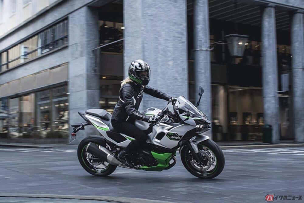 カワサキ「世界で唯一」の量産型ストロングハイブリッド「Ninja7