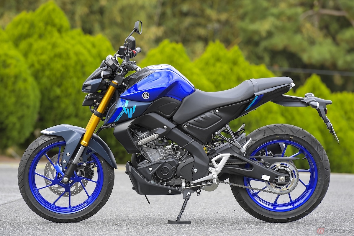 MT-125はスイングアームがYZF-R125／R15より短くなっている
