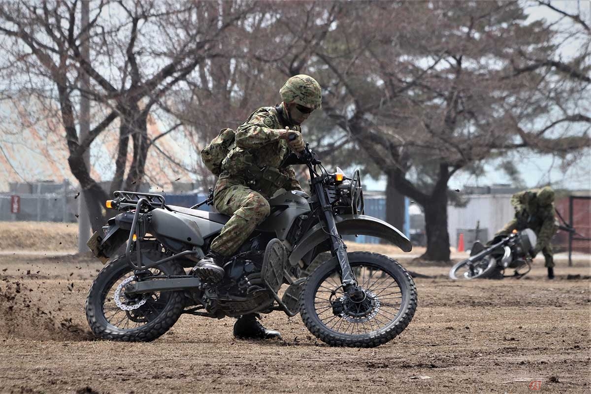 自衛隊用のバイクの主な仕事は偵察