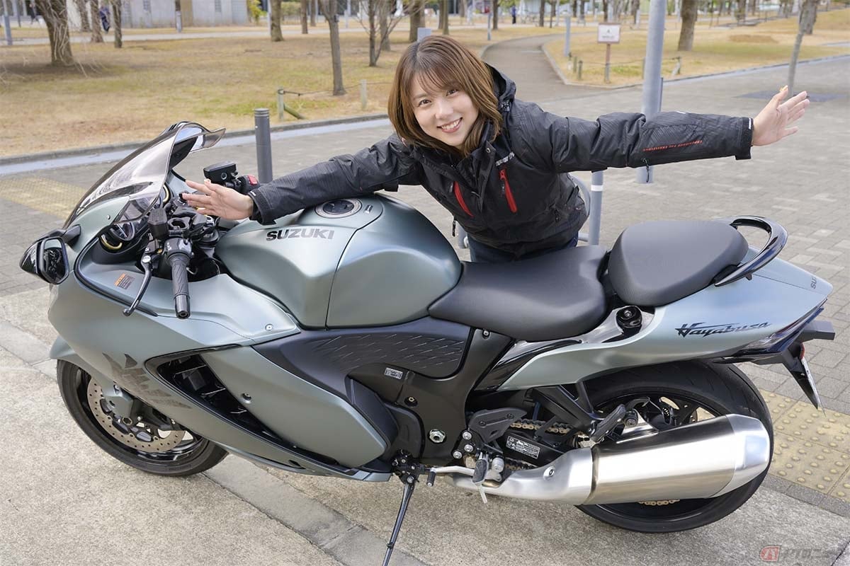 スズキ「ハヤブサ」は車体が大きくて存在感がすごい